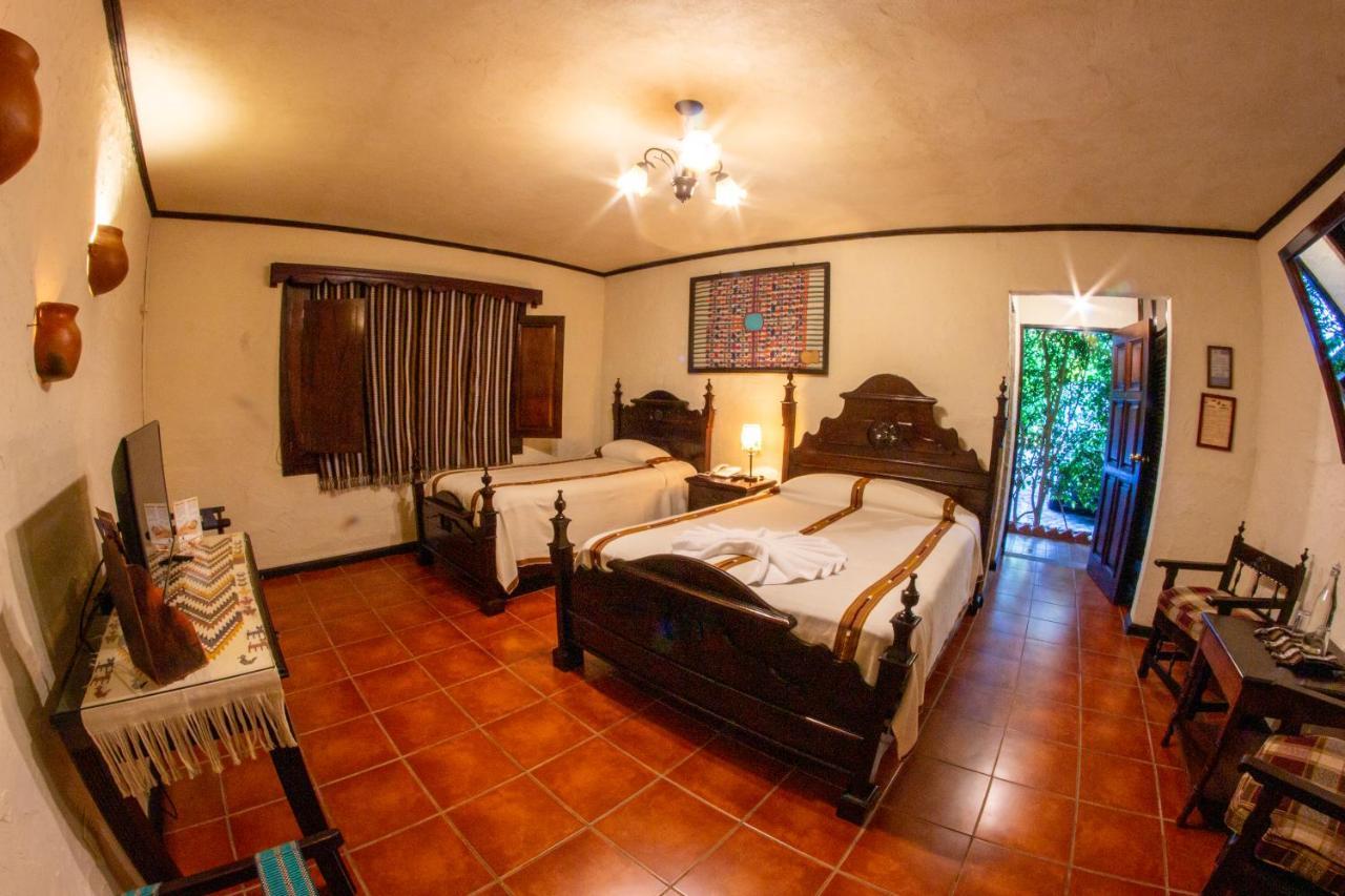 Hotel Posada De Don Rodrigo Panajachel Εξωτερικό φωτογραφία